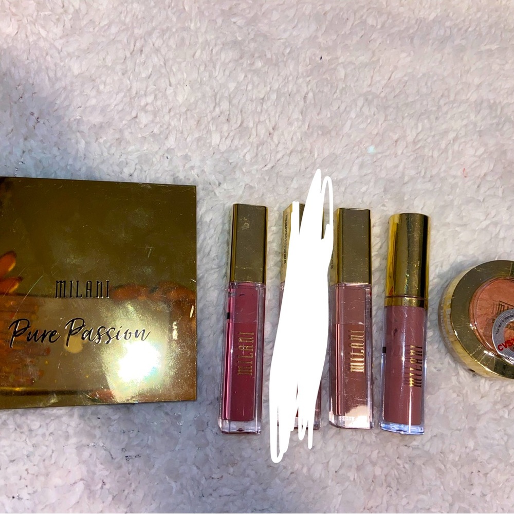 SOLD Milani Cosmetics bundle!